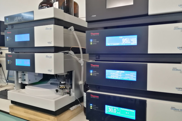 HPLC_mini